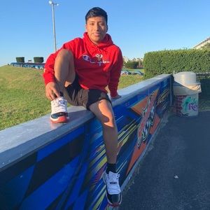 Meet your Posher, Esteban